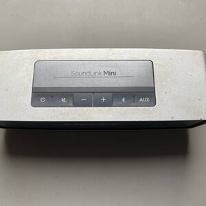 Bose SoundLink Mini Bluetooth Speaker - Gray